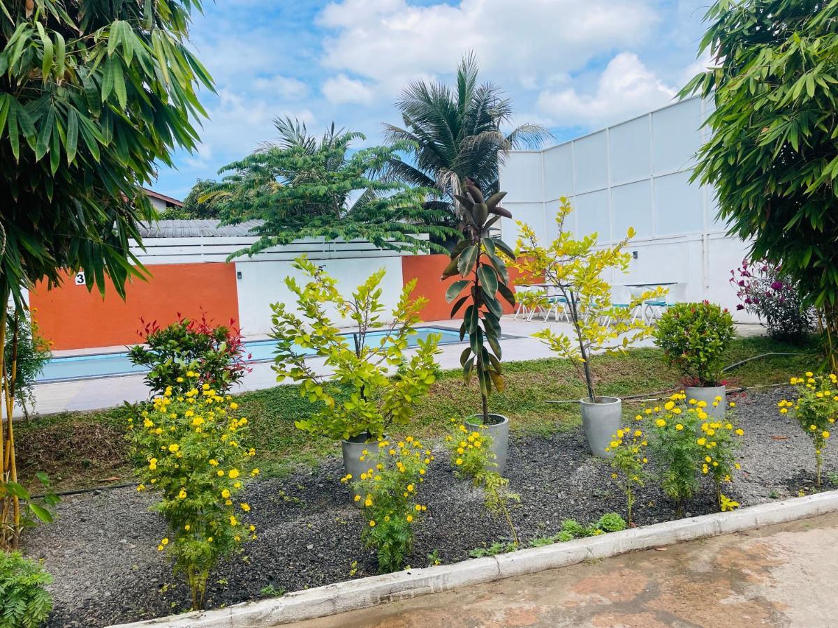 Aradhana Airport Transit Hotel Katunayaka Exterior foto